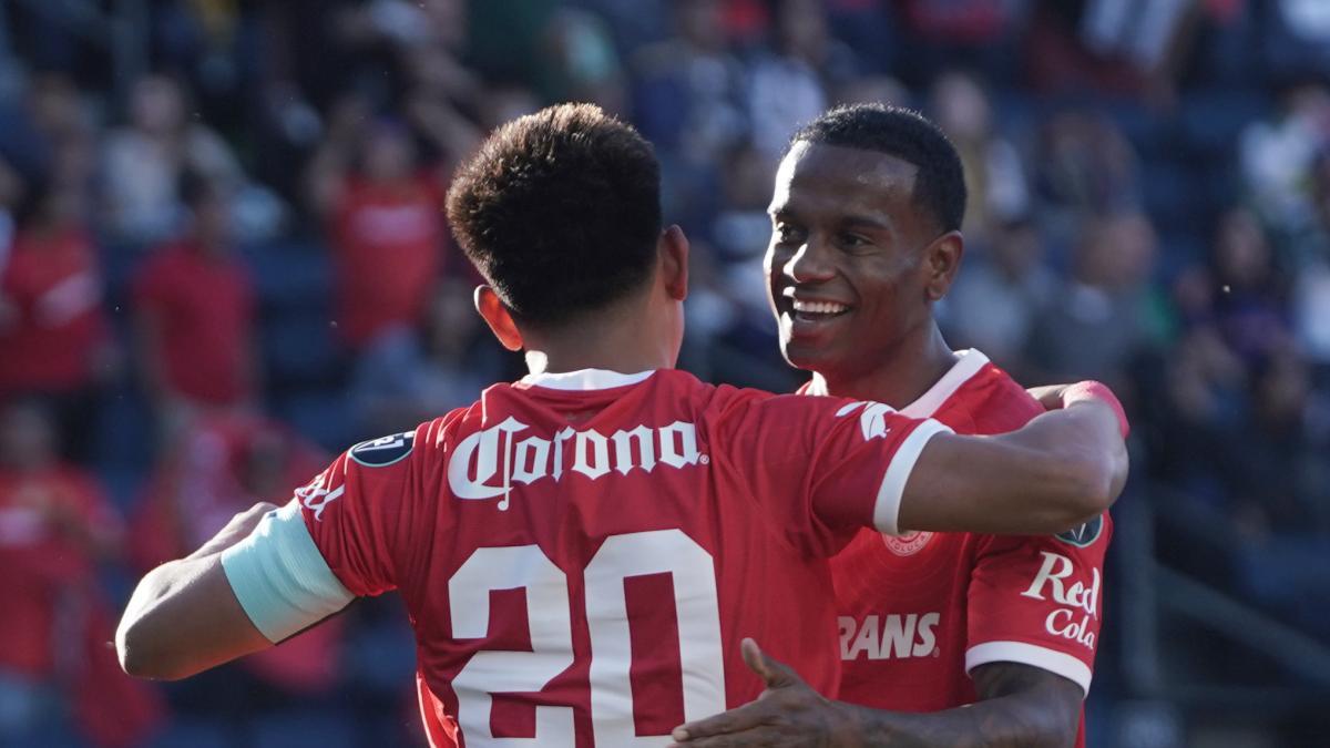 Helinho denuncia: "Sigue ocurriendo todos los días"