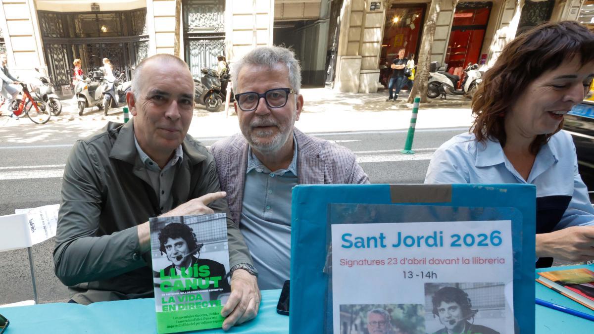 Otra Diada de Sant Jordi con muchas rosas y libros firmados