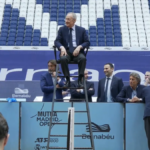 Florentino se pasa al árbitraje en un insólito partido entre cracks