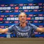 Luis Enrique bromea con Kompany tras el 5-4: "¿Te gustó verlo desde arriba?"