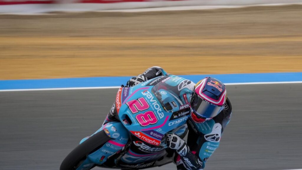 Quiles sigue mandando en Moto3