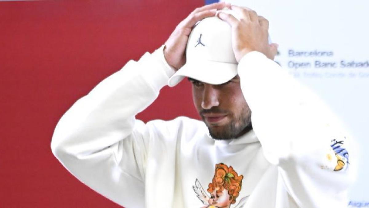 ¡Carlos Alcaraz, baja en Roland Garros!