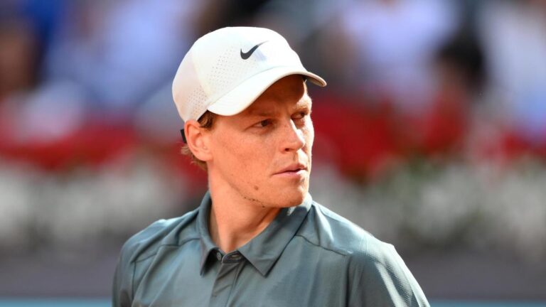 Sinner se entera de lo de Alcaraz a bocajarro: "Es muy triste, no me lo esperaba"