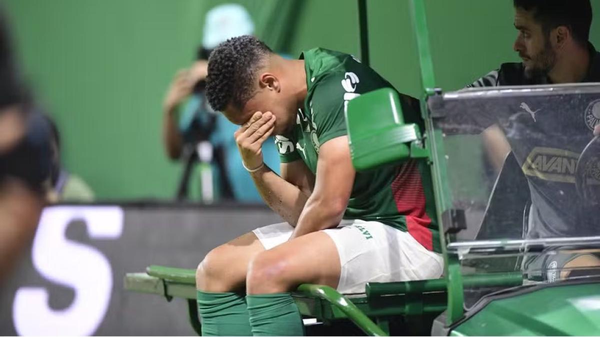 Se confirma la pesadilla de Vitor Roque: quirófano y adiós a su máximo sueño