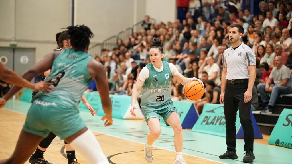 La máxima asistente de la Liga Femenina Endesa firma su renovación