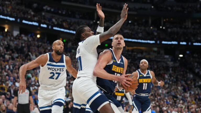 Jokic se venga de los Timberwolves con un descomunal despliegue de MVP