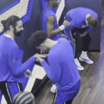 Dos jugadores simulan esnifar droga antes de jugar los playoffs de la NBA: "Se están pasando de la raya"