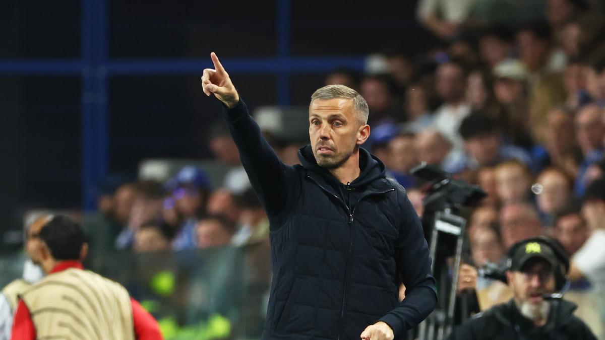 Gary O'Neil, entrenador del Estrasburgo: "Seguimos vivos en la eliminatoria"