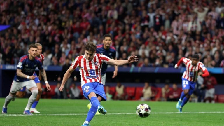 A Julián no le tembló el pulso para empatar desde los once metros