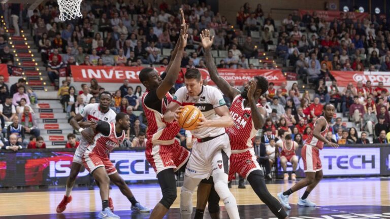 Luka Bozic repite MVP del mes tras un abril excelente