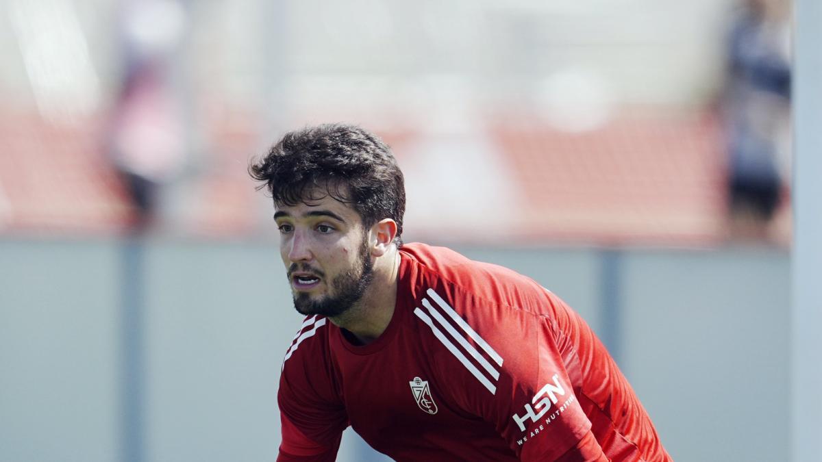 La baja de Zidane abre las puertas a Ander Astralaga