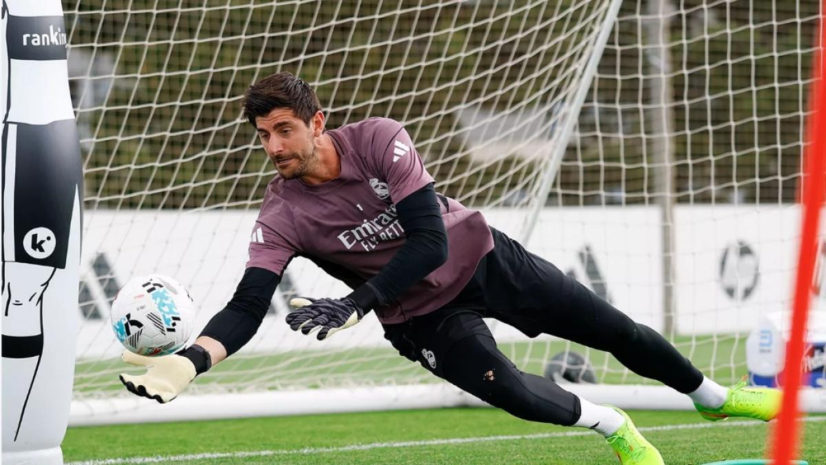 Courtois ya entrena con el grupo