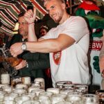 Locura en Alemania: cerveza gratis para los aficionados y helados para los niños