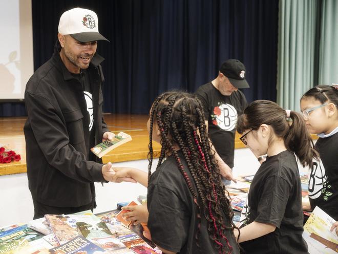 El Sant Jordi más especial de Jordi Fernández y los Nets