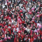 "A las mujeres les gusta el fútbol tanto como a los hombres: ¿por qué no pueden entrar a los estadios?"
