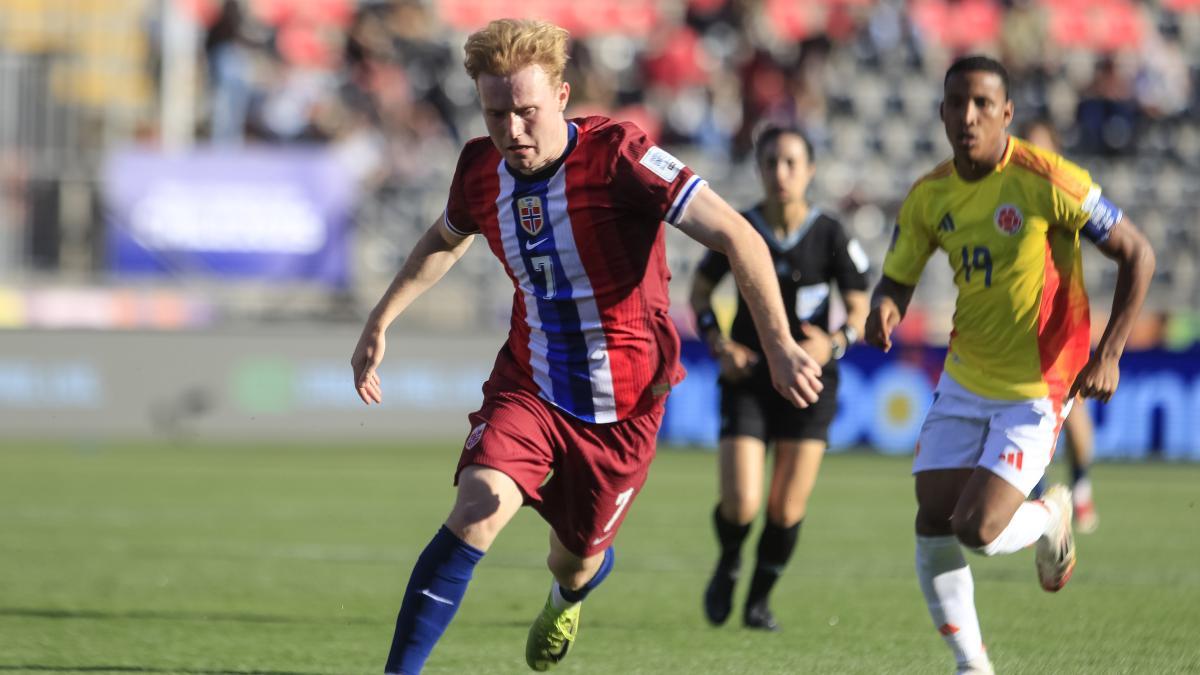 También se llama Haaland y firma este golazo desde medio campo