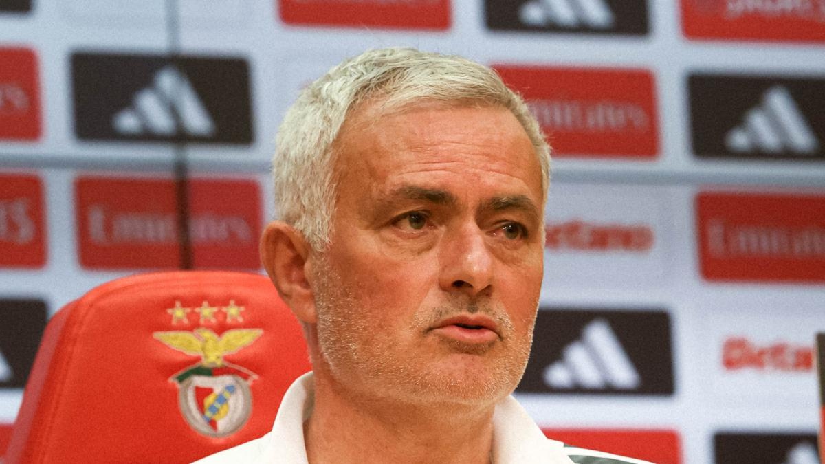 Mourinho: "Nadie del Real Madrid ha hablado conmigo"