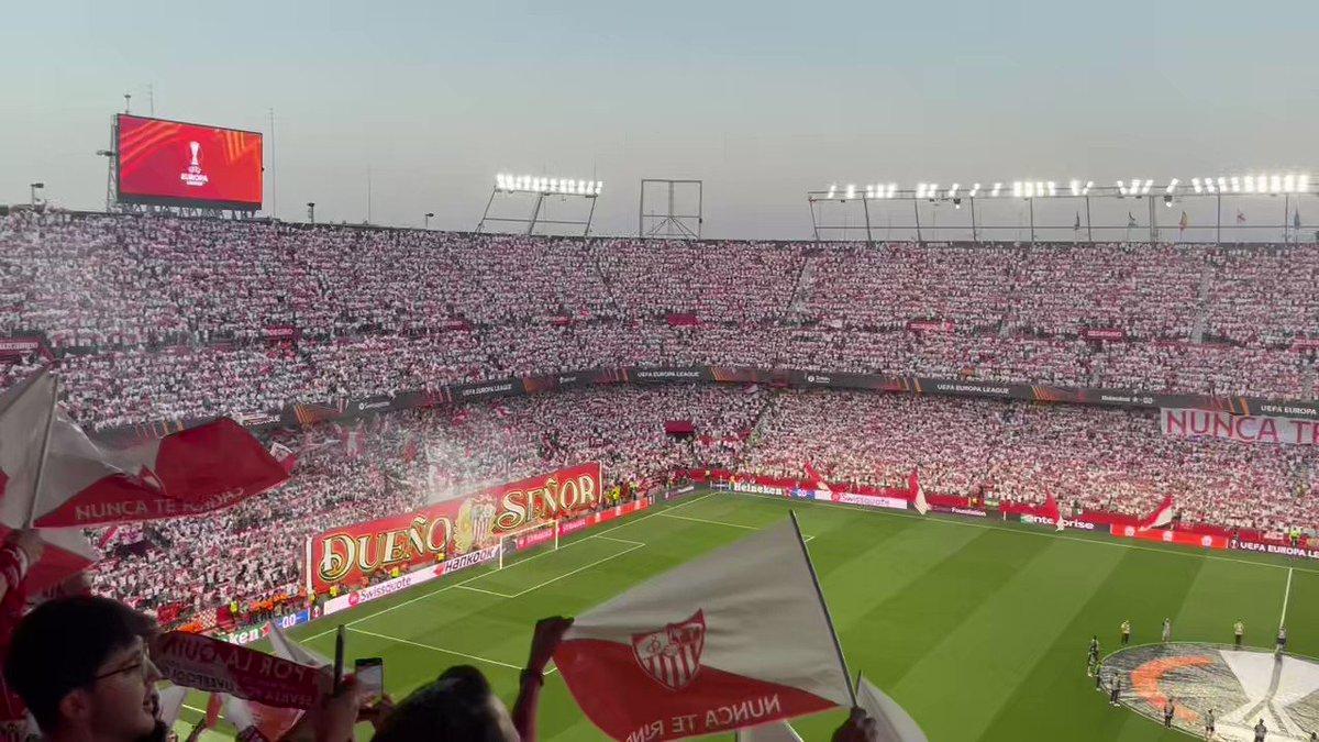 El Sánchez-Pizjuán se prepara para ser una olla a presión e intentar salvar al Sevilla del abismo