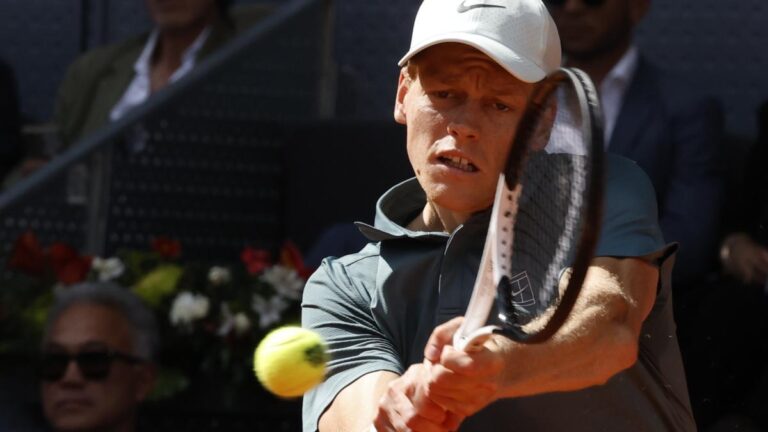 Sinner destroza al campeón del Godó en Madrid y se queda a un paso de superar a Nadal y Djokovic