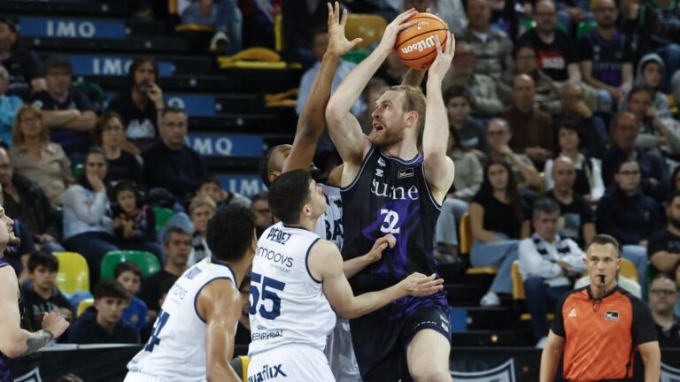 El Surne Bilbao estrena su título de campeón europeo ante un Granada al alza