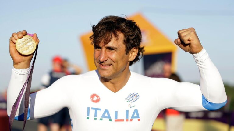 Muere el expiloto de F1 Alex Zanardi, leyenda del paralimpismo y símbolo de resistencia