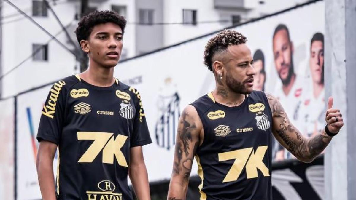 Neymar y Robinho Jr. firman la paz