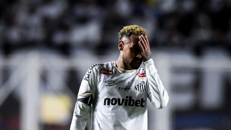 Tensión total en el Santos tras la agresión de Neymar al hijo de Robinho