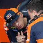 Acosta desvela las mejoras de KTM en Le Mans con las que sueña luchar con Aprilia y Ducati