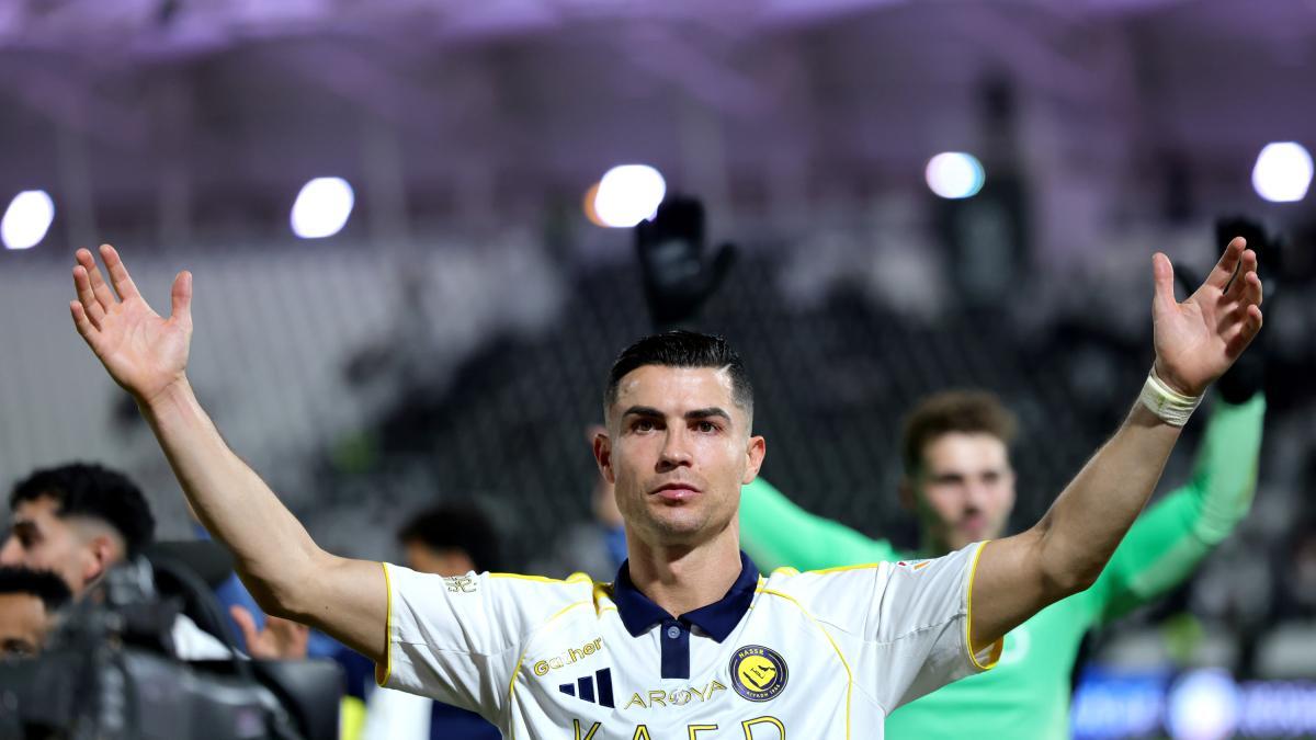 Cristiano Ronaldo, 971 goles y acaricia el título